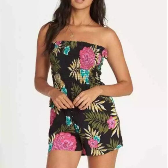 Billabong Nwt Poppy Dreams floral sleeveless romper Size Small - Picture 1 of 9